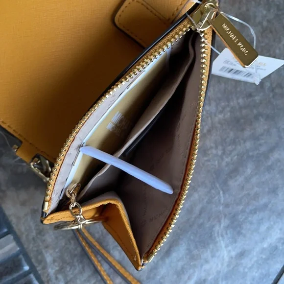 Michael Kors Jet Set Travel Marigold Small Top Zip Coinpouch with ID Key Holder